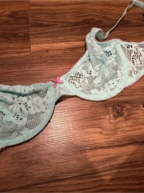 Victoria's Secret Mint Lace Bra with Pink Trim